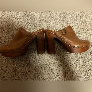 Jeffrey Campbell Woodie Clogs - Super Gently Used